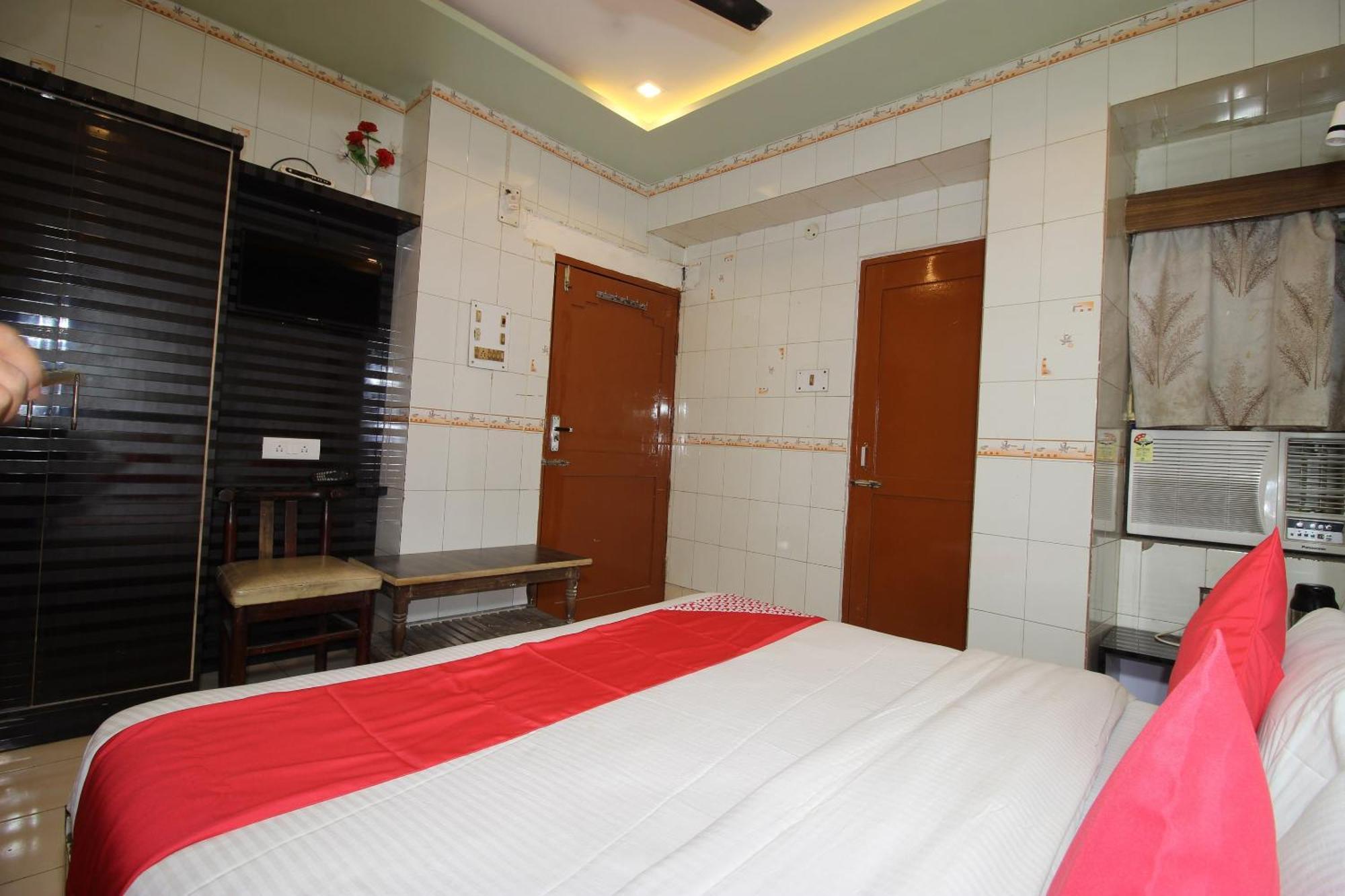 Hotel O Blue Diamond Варанасі Екстер'єр фото